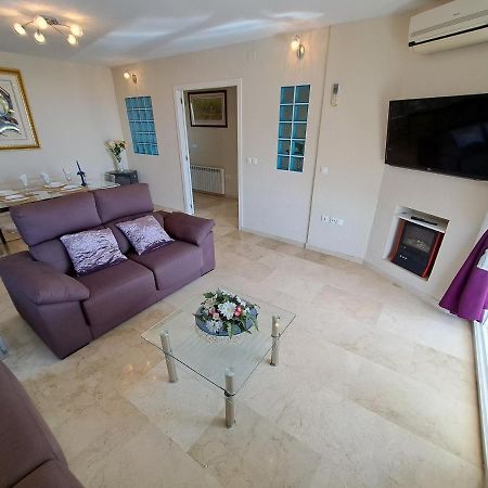 Three Bedroom Apartment In Albir - Playamar II El Albir Buitenkant foto