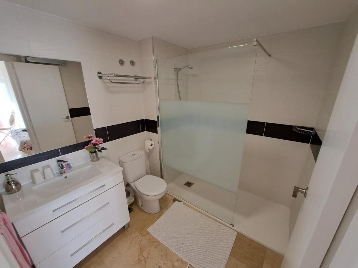 Three Bedroom Apartment In Albir - Playamar II El Albir Buitenkant foto